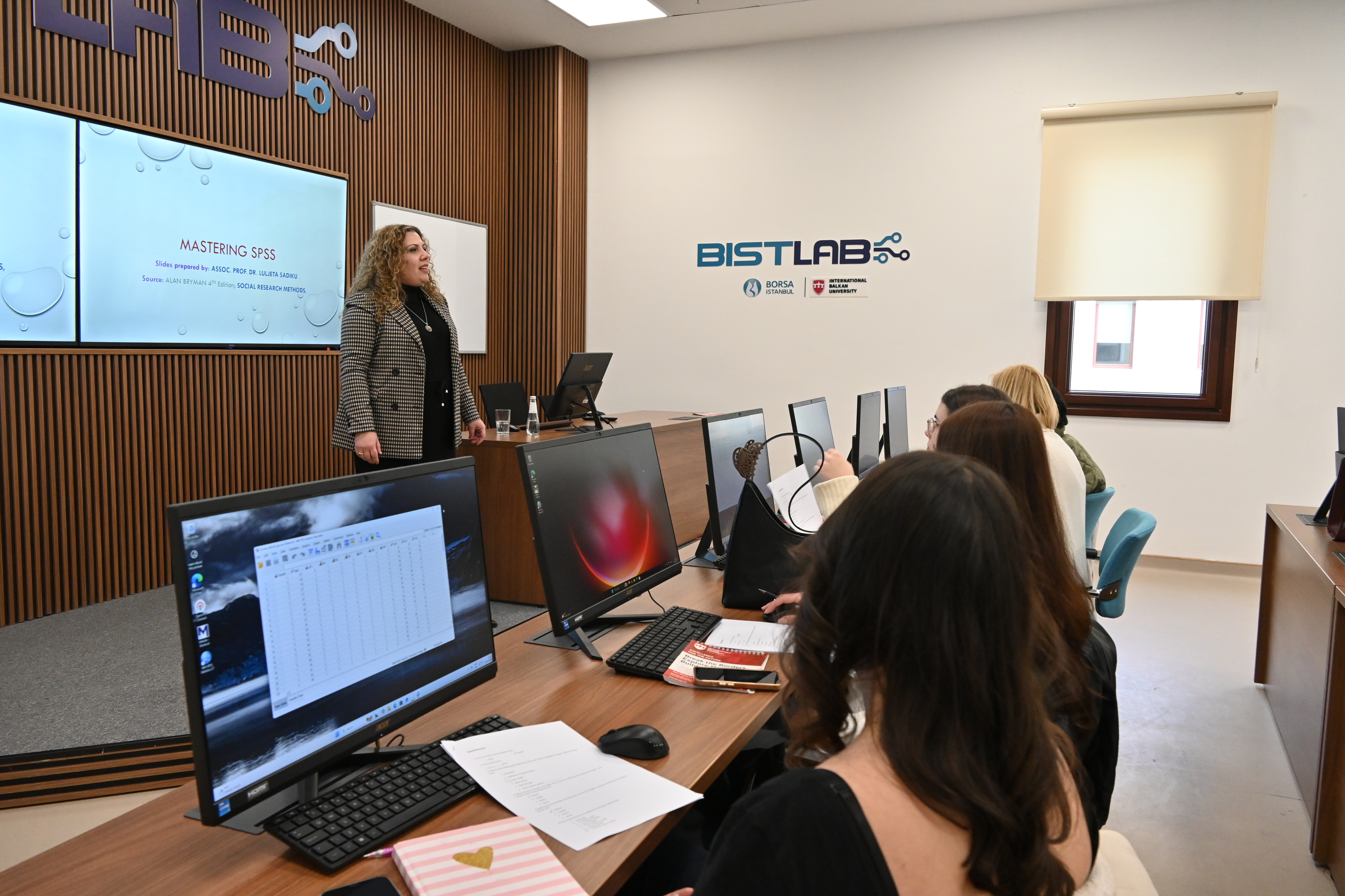 Mastering SPSS: Practical Techniques for Empirical Research